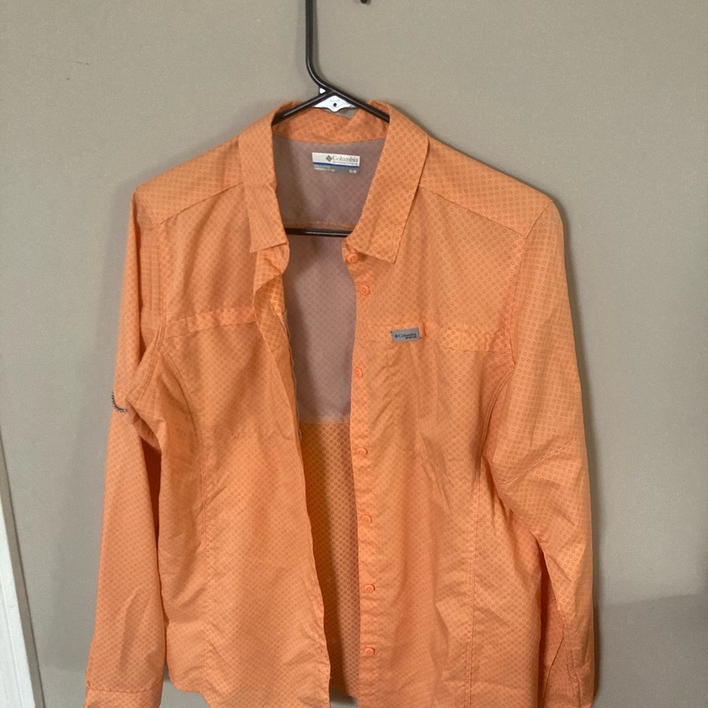 Columbia Men's Lightweight Peach-Orange Button Front Shirt Jacket